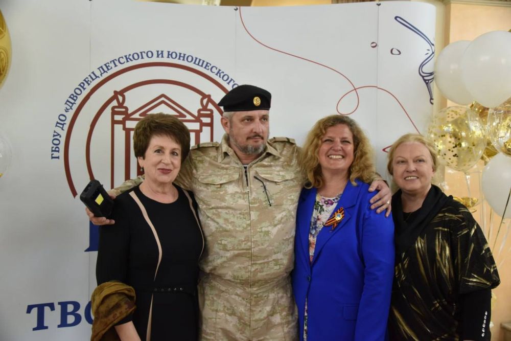 ��������� ���������: ������� ���� 100-����� �������� ������ �������� � ���������� ���������� - ���� �� ��������� ��������������� ���������� ������ �����������