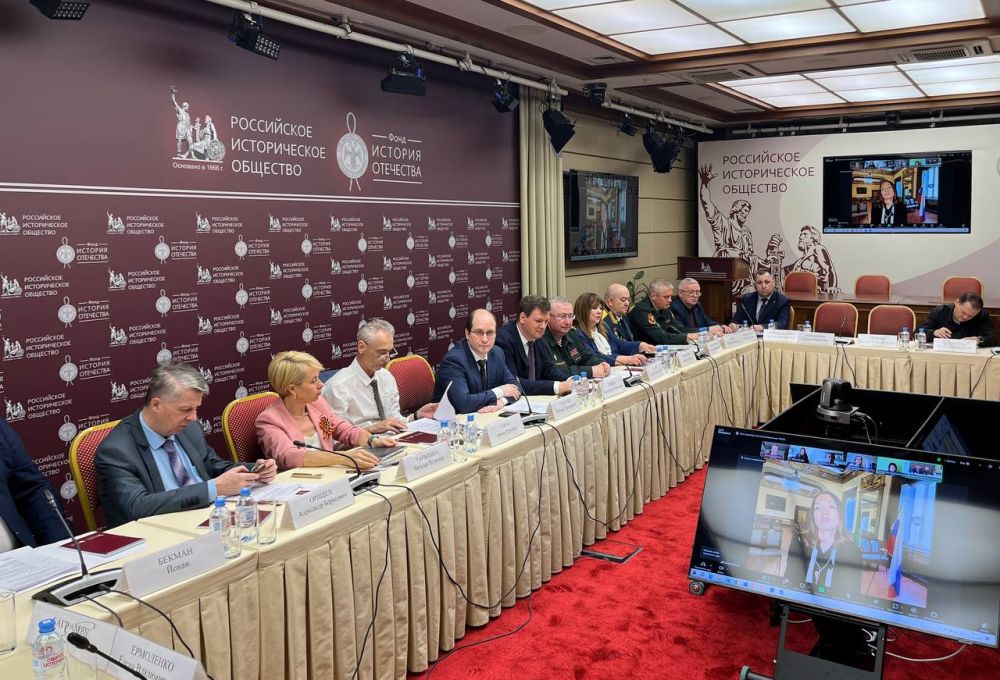 � ���� ��� ���������� V ������������� ������-������������ ����������� ���������� ������ � ������� ������