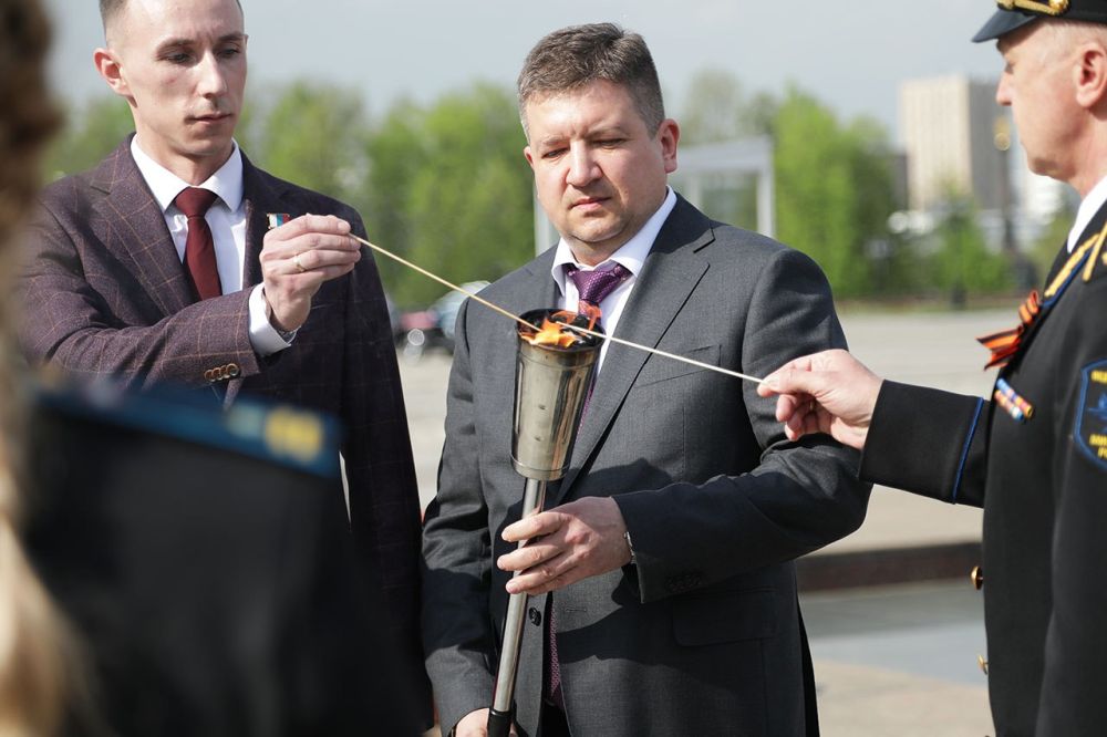 Огонь Победы отправился с Поклонной горы в 12 городов России