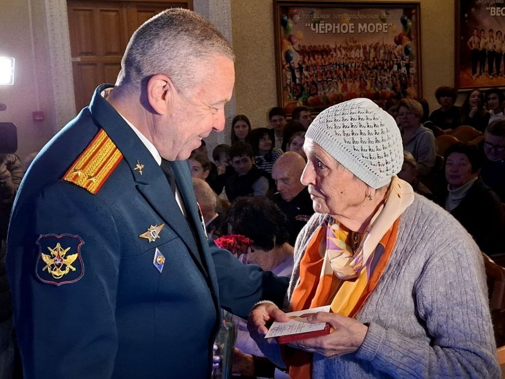 ����������� ���� ������. � ���������� 80-����� ������� ������ �������� ������ ����������� � ���������� ������� ������������� �����