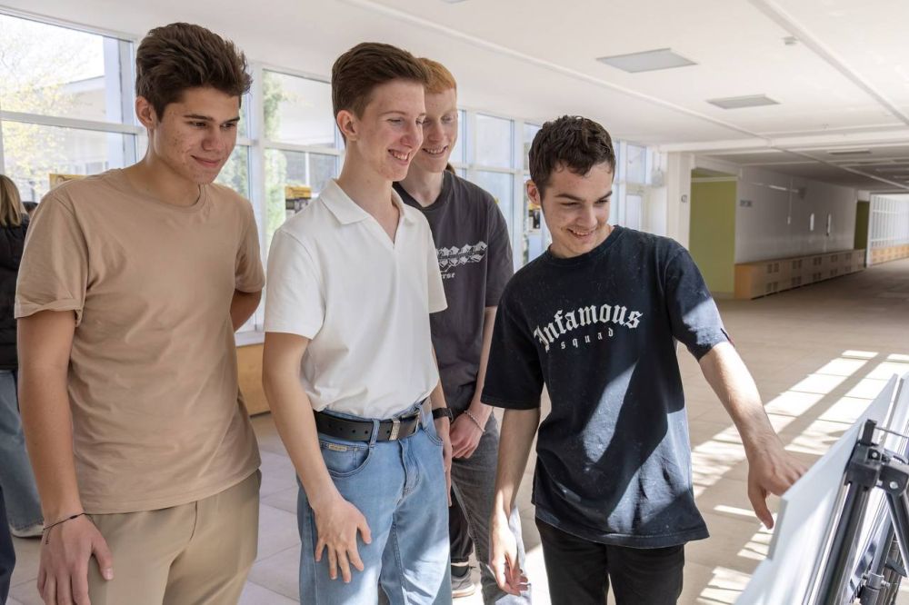 � ����� ������� ������������ ����������� � �������