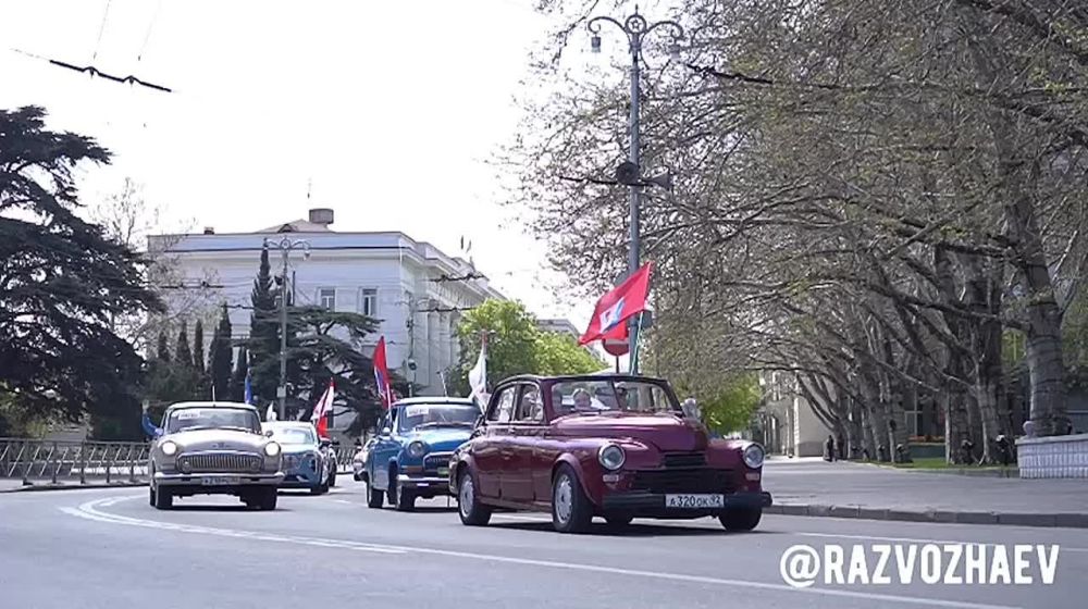 � ����������� ������ ����������, ����������� 80-������� ������ ������ � ������� ������������� �����