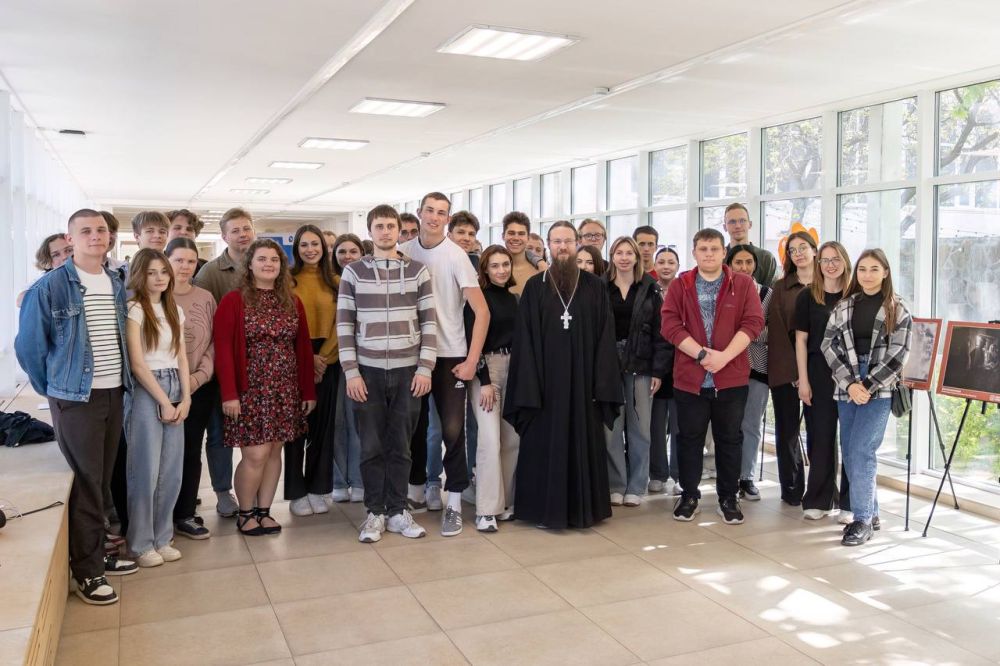 � ����� ������� ������������ ����������� � �������