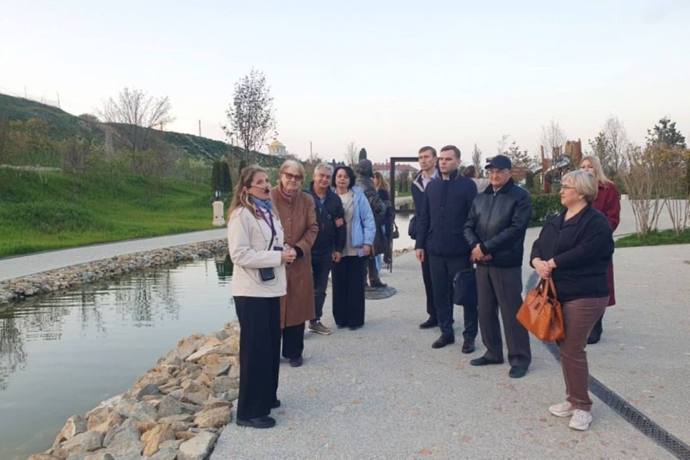 � ����� 80-� ��������� ������ � ������� ������������� ����� ����������� ����������� ������������ �������������� ��������� � �������-�������� �������� ������ ��������