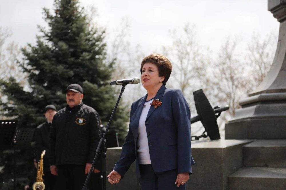 ��������� ���������: � �������� ������������ ������������ ���������� ������� ��� ������� ������� ������������� �����ܻ ������� ������� � �����������, ������������ � ���������� ������������� ����� �������� �������