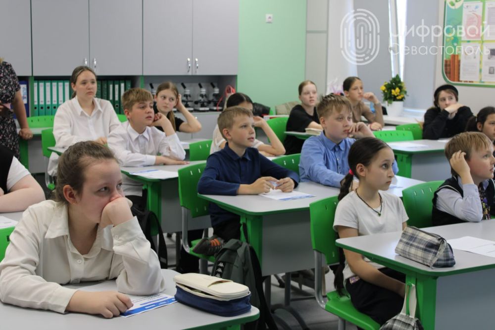 После Инкермана устроили «Цифровой ликбез» в школе №16 в Сахарной Головке