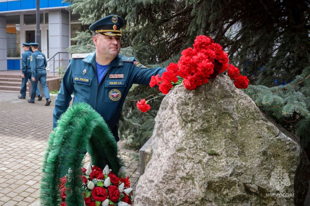 Их верность долгу, их добрый нрав – помним