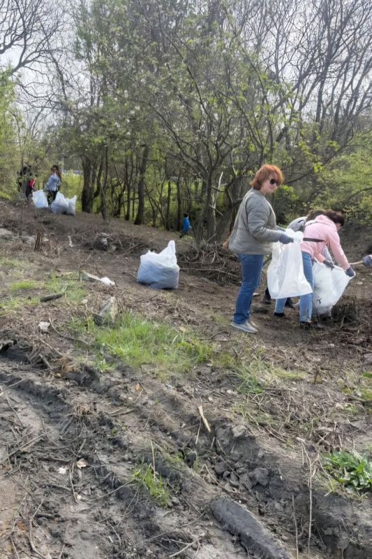 Светлана Пирогова: В преддверии 80-й годовщины Победы в Великой Отечественной войне и 81-й годовщины освобождения Севастополя от немецко-фашистских захватчиков сотрудники Главного контрольного управления города Севастополя...