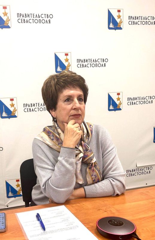 Екатерина Алтабаева: По поручению председателя комитета Совета Федерации по науке, образованию и культуре Л. Гумеровой приняла участие в режиме он-лайн в заседании оргкомитета по подготовке к 100-летию Международного...