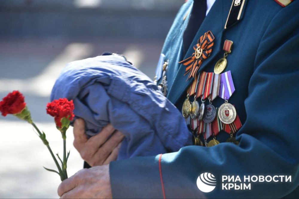 "����� ������": � ����������� �������� ����������, ����������� 80-����� ������ � ���