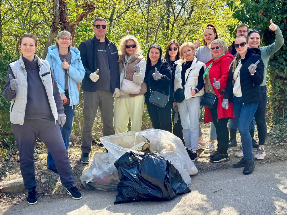 Департамент транспорта принял участие в третьем общегородском весеннем субботнике