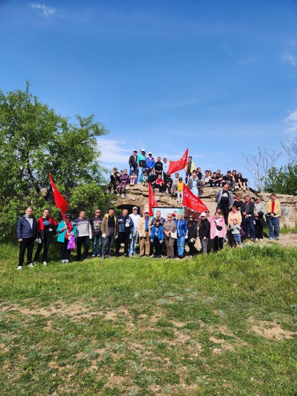 Александр Кулагин: Вместе с однопартийцами- единороссами, командой Роспотребнадзора, казаками Нахимовской терской казачьей сотни, учащимися Гимназии №5, юными спортсменами Спортивной школы олимпийского резерва №8, активными...