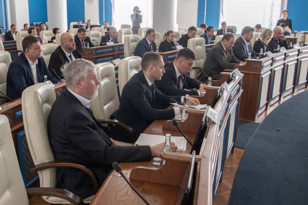 Денис Кондратьев: Сегодня – День российского парламентаризма Денис Кондратьев: Сегодня – День российского парламентаризма