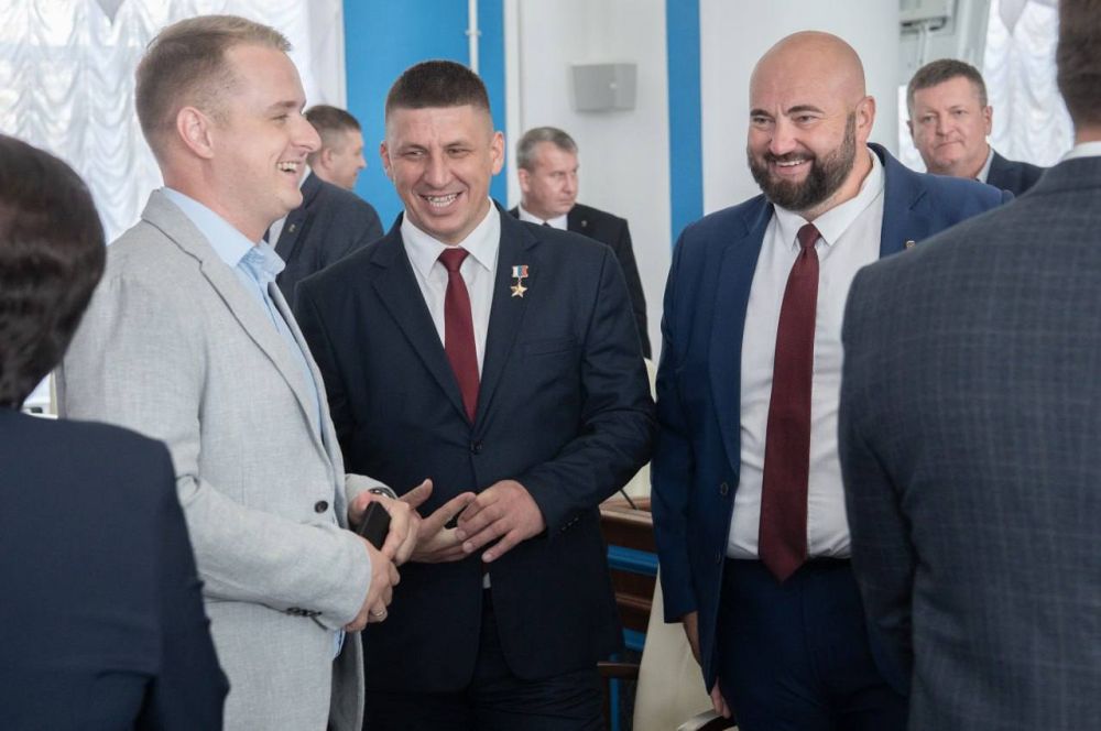 Денис Кондратьев: Сегодня – День российского парламентаризма Денис Кондратьев: Сегодня – День российского парламентаризма