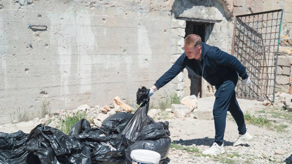  :          15-       !