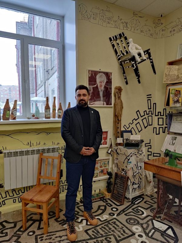Платон Беседин: Севастополь - Петушки. В музее Венедикта Ерофеева, прекраснейший город Кировск