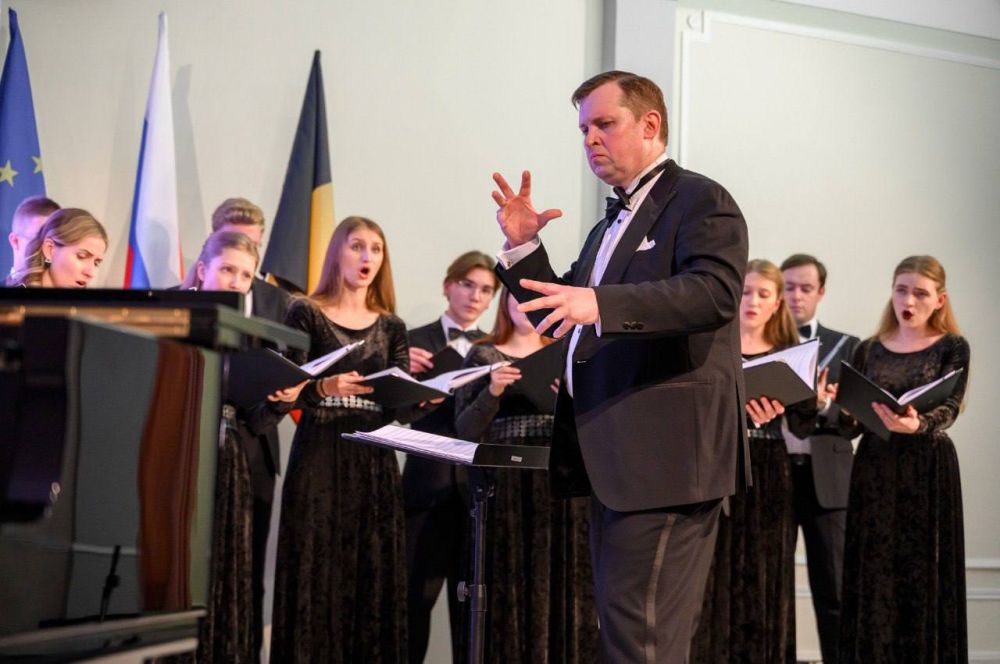 ���������� �������� �Altro coro� ������� ������ ����������� �������