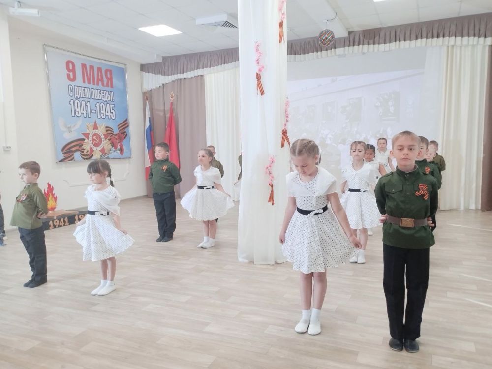 ��������� �������: ������� � ���� ������ �����������, ����������� 80-����� ������� ������