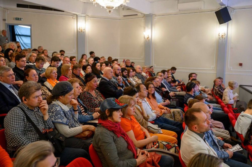 ���������� �������� �Altro coro� ������� ������ ����������� �������