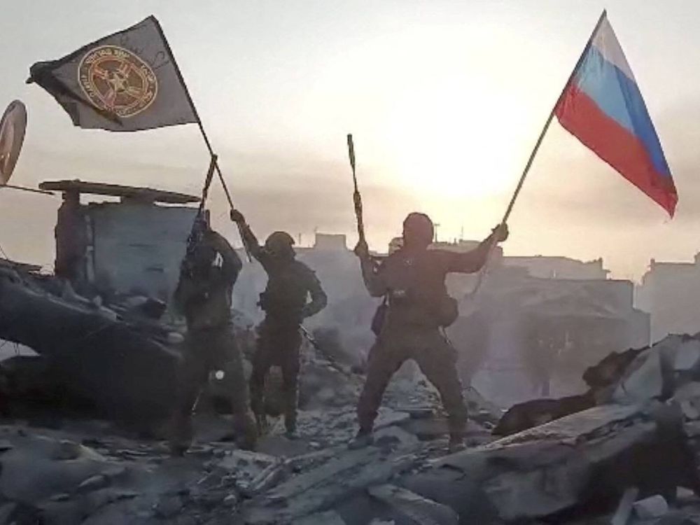 1. Сегодня отмечают День Международной Солидарности Трудящихся - всех кто знает цену труду, поздравляю! Стоит помнить, что это все же в первую очередь праздник международной солидарности трудящихся, а уже во вторую праздник...