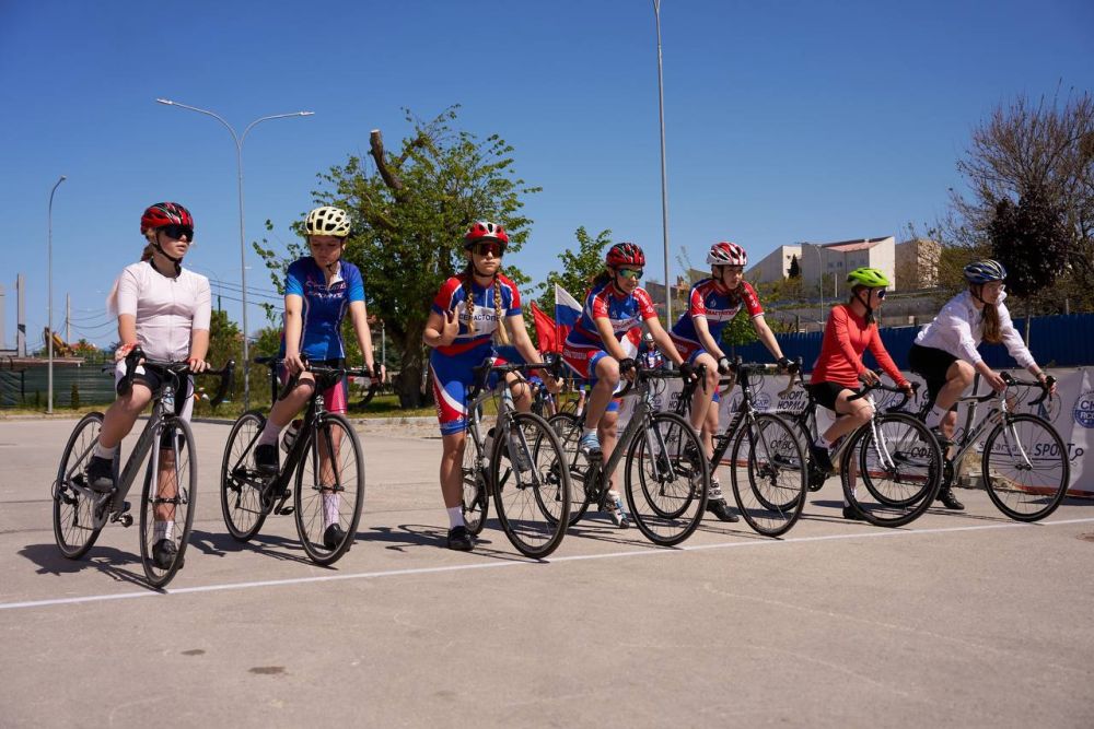 �� �������� 200-����� ����������� ���������� ��������� ���������