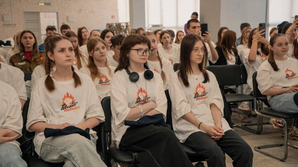 Денис Кондратьев: Сегодня в Севастополе дан старт патриотической акции «Десант Победы», посвященной 80-летию Великой Победы! Денис Кондратьев: Сегодня в Севастополе дан старт патриотической акции «Десант Победы», посвященной 80-летию Великой Победы!