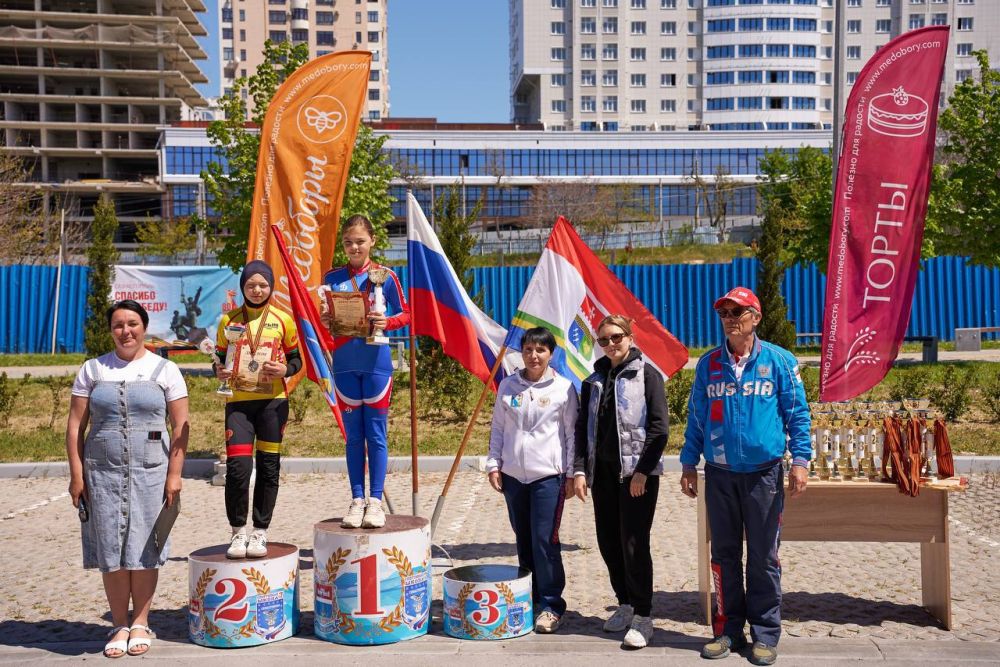 �� �������� 200-����� ����������� ���������� ��������� ���������