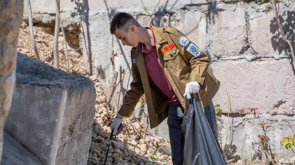 Денис Кондратьев: Сегодня в Севастополе дан старт патриотической акции «Десант Победы», посвященной 80-летию Великой Победы! Денис Кондратьев: Сегодня в Севастополе дан старт патриотической акции «Десант Победы», посвященной 80-летию Великой Победы!