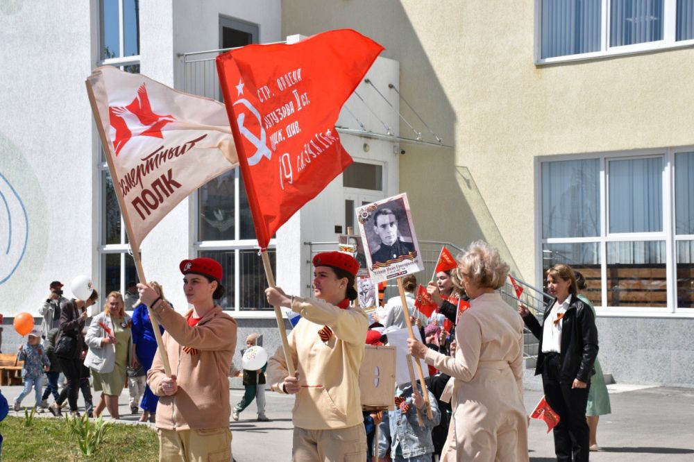 ��� ������. ������ ����� ���������: � ��������������� ��������������� ������ ������ �������� ������ �����������, ����������� 80-����� ������� ������ � ������� ���������