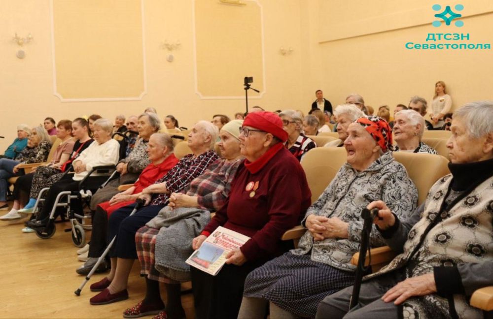 ����������� ������� � 80-����� ������� ������ � ������ ���������������� ����-��������� ��� ����������� � ���������