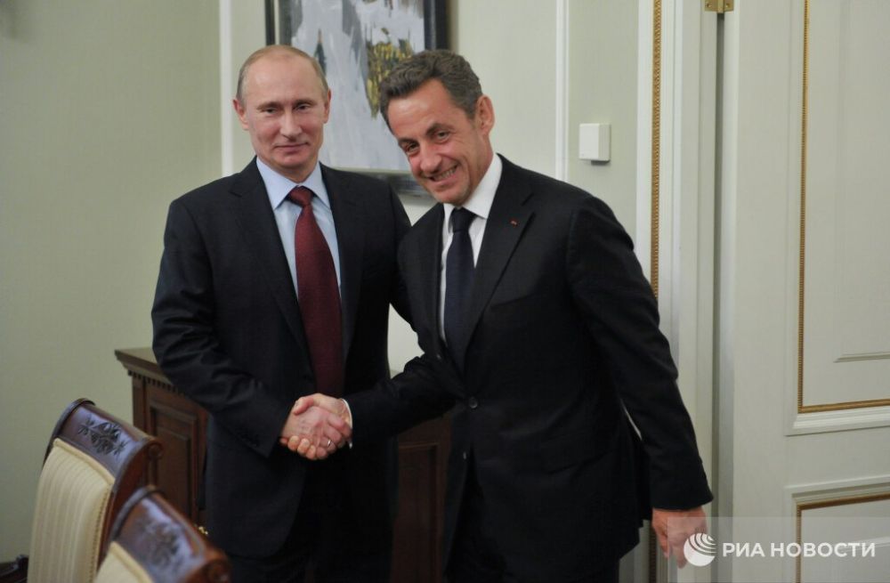 ������ ����������� ������ � �������� ���������� ������ ���������� ����� 25 ��� �����, 7 ��� 2000-��