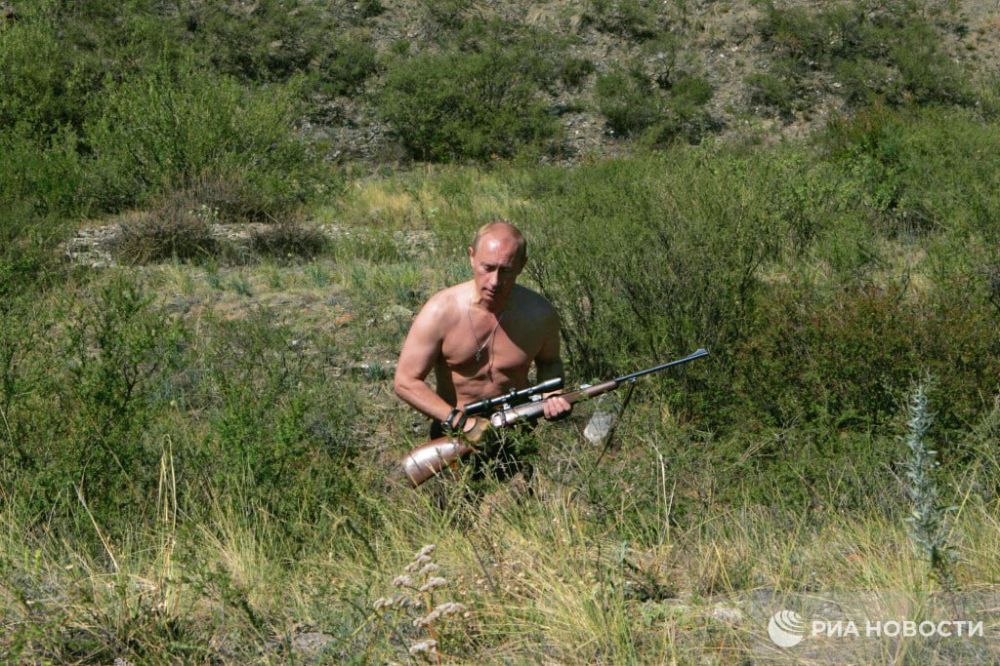 ������ ����������� ������ � �������� ���������� ������ ���������� ����� 25 ��� �����, 7 ��� 2000-��