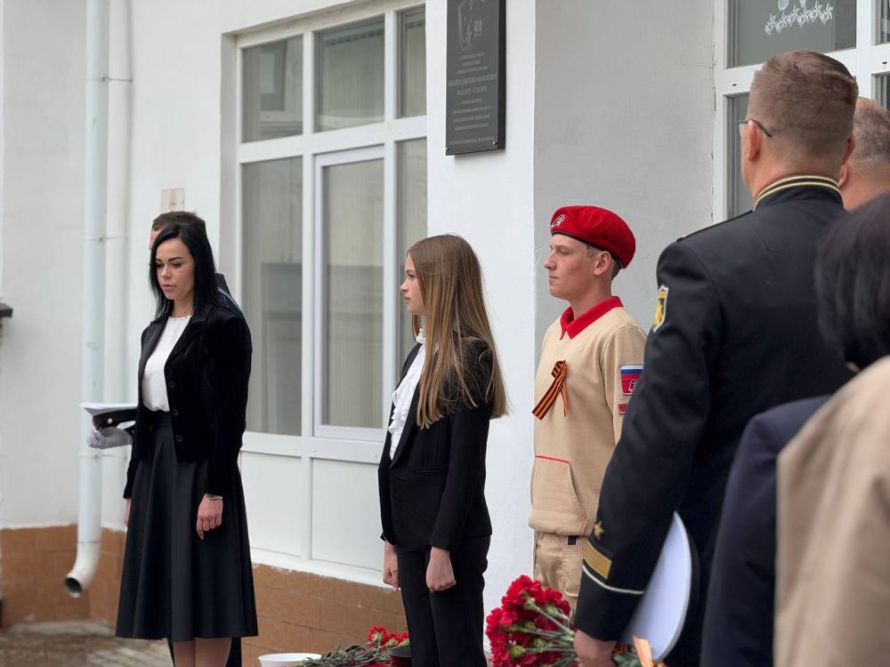 ����� ������: ������� � ����� � 32 ����� ����������� �������-�������� ������� ���������� �������� ���������� ������������� ��������� �������� ������������ ����� � ����� ������� ������������ �������, ���������� ����� 1995...