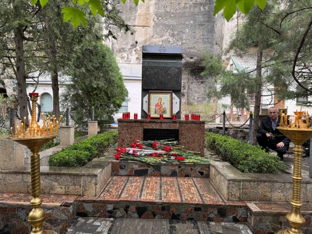 ������� �����: �� ���������� �����-�������������� ������������� ��������� ������ ������-�������, ����������� 80-����� ������ � ������� ������������� �����