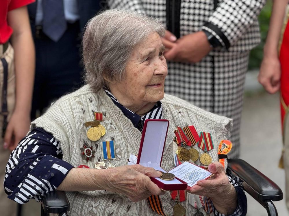 ������� �����: � ���������� 80-� ��������� ������ � ������� ������������� ����� ������������� ����������� ��������� � ������������ ������ ���������� ��������� ������������ ������ ��� ����� ���������