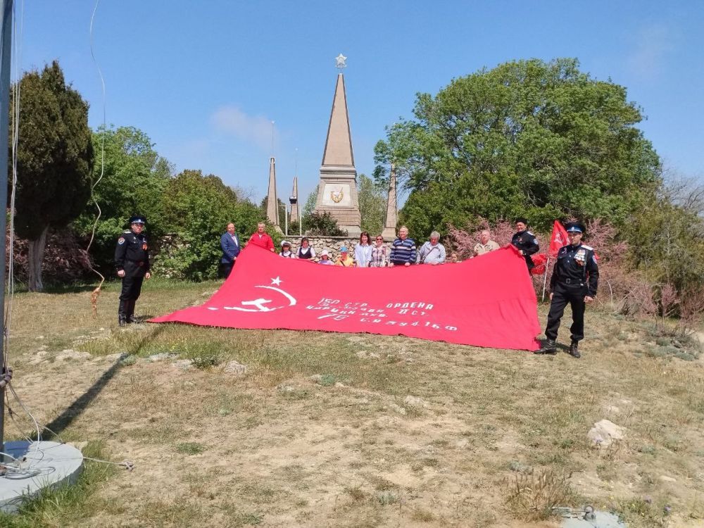 ��������� �������: 8 ��� 1944 ���� �������� ������� ����������� ���� ����������� �� ���������� ����������