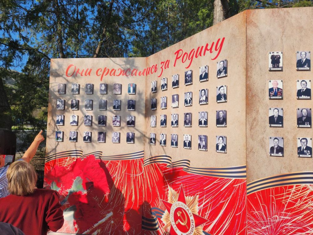 ��������� �������: � ��������������� ������������� ������ ������ �����������, ����������� 80-����� ������� ������ � 81-� ��������� ������������ ����������� �� �������-���������� �����������