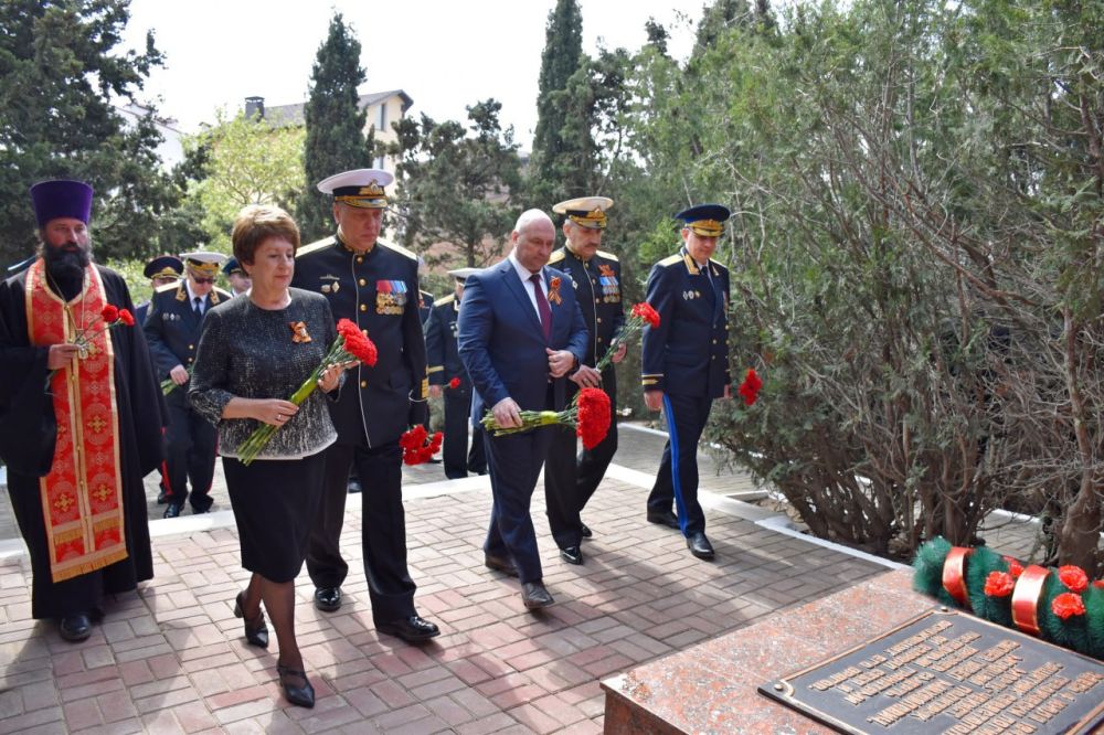 ��������� ���������: � ���������� 80-����� ������� ������ � 81-� ��������� ������������ ����������� �� �������-���������� ����������� ������� ������� � ������������� ������� ������, ������� ������ � ��������� ������-�������...