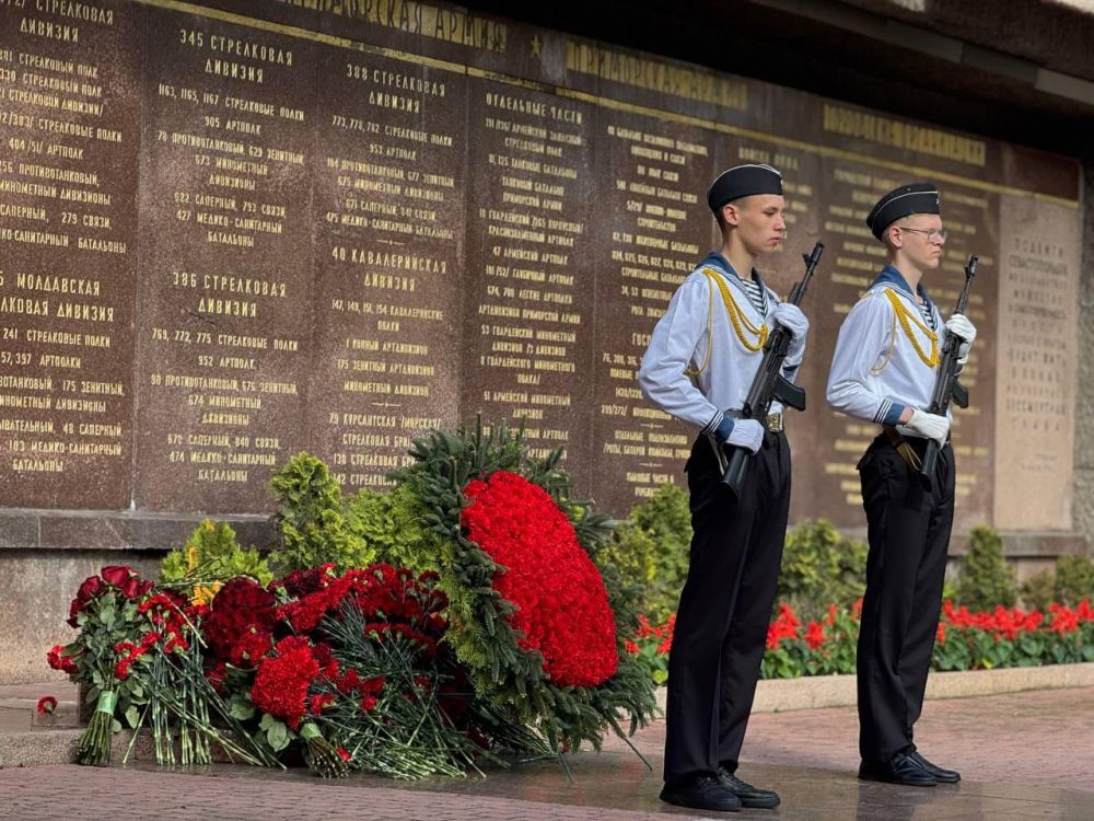 ������� �����: � ���� ������� ������ � � 81-������ ������������ ����������� �� �������-���������� �����������!