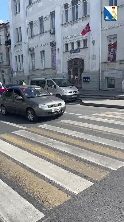 � ����������� � ����� 80-����� ������� ������ � 81-� ��������� ������������ ������ �������� �����������