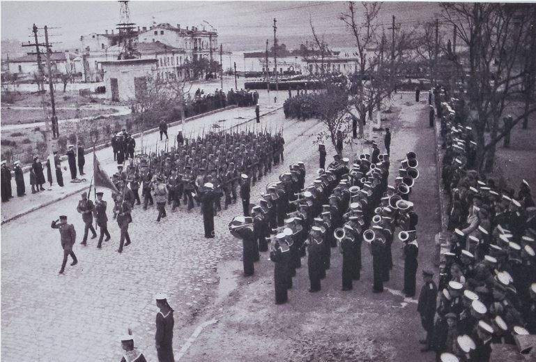 � ���� ������� ������. ������� �� �������� 80-����� ������ ���������� ������ ��� �������-����������� ������������ � 81 ��������� �� ��� ������������ �����������