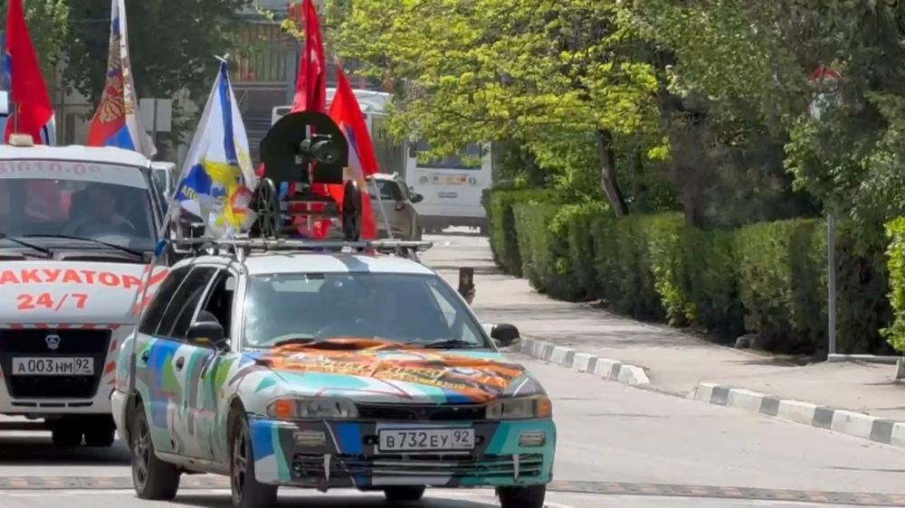 ������� �����: � ����������� ������ ����������, ����������� 80-����� ������� ������