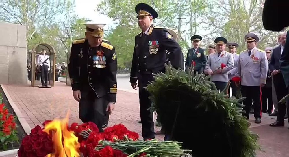 ������ ���������: ���� ������ ������� ����� ���� � ��������� � ������-�����, �������� ������