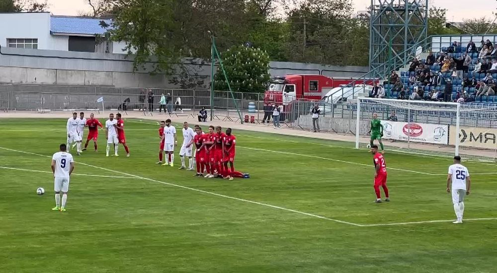 ���������� ���� ������������� ������� ������� ������ �� ������ 1:0 ��� ������������ � ������ 9-�� ���� LEON � ���������� ������ ����� ������ ������ ����, ��������� ��. ��������� ���� ��������� 17 ��� �� ������ � ����