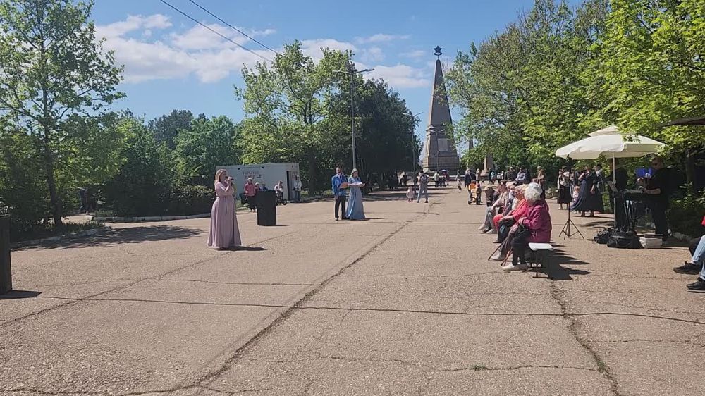 ��������� �������: ������� ���-������ ���z��� � ����� 80-����� ������� ������ �������� ������� �������� ������� ���������� �������