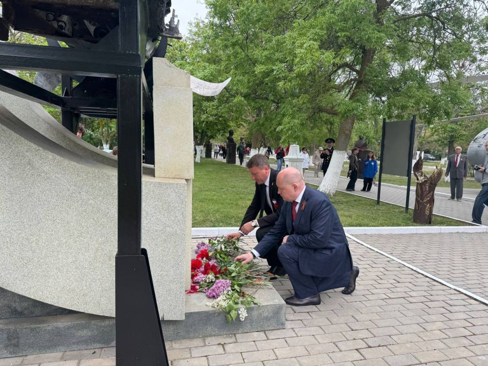 �������� ����� ������. 9 ��� 2025 ���� � ���� 80-����� ������� ������ - ������������ ������ ����������� - �������� �������������� ����������� � �. ���� ���������� ������������ �������� ������������� ���������...