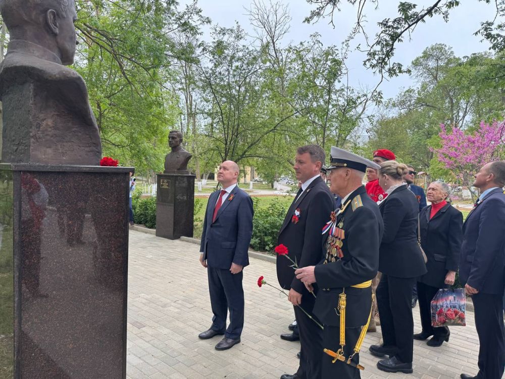 �������� ����� ������. 9 ��� 2025 ���� � ���� 80-����� ������� ������ - ������������ ������ ����������� - �������� �������������� ����������� � �. ���� ���������� ������������ �������� ������������� ���������...