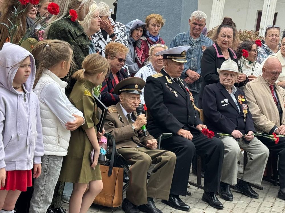 �������� ����� ������. 9 ��� 2025 ���� � ���� 80-����� ������� ������ - ������������ ������ ����������� - �������� �������������� ����������� � �. ���� ���������� ������������ �������� ������������� ���������...