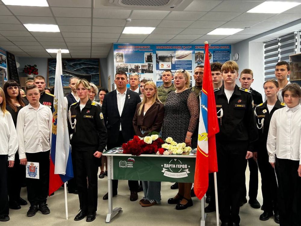 � ��������������� ����� � 4 ������� ������� ����� ����� � ����� ���������, �������� ��������� ���� (����������� ����������� ���������) 127-�� ��������� ���������������� ������� 18-�� �����, ����� ���������� ���������...