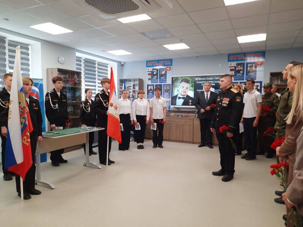 � ��������������� ����� � 4 ������� ������� ����� ����� � ����� ���������, �������� ��������� ���� (����������� ����������� ���������) 127-�� ��������� ���������������� ������� 18-�� �����, ����� ���������� ���������...